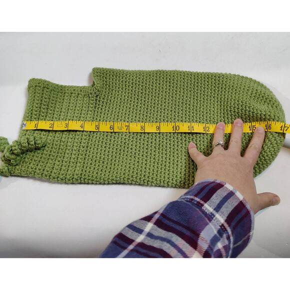 Handmade Newborn Baby Photoshoot Prop Green Knit Peapod - Picture 6 of 6